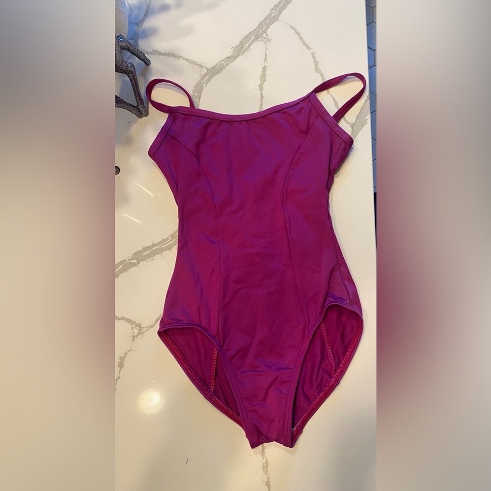 MotionWear Magenta dance leotard